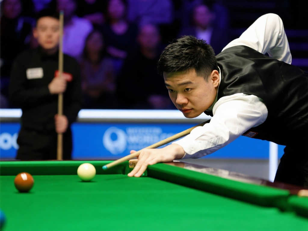 斯诺克世锦赛:奥沙利文强势领先庞俊旭12-4,决战第三阶段明日清晨上演